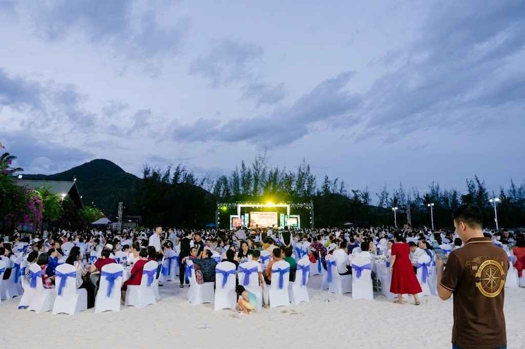 gala hni travel